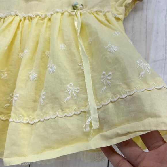 AMERICAN VINTAGE 3-6 Months Young Life Yellow Baby Doll Dress Floral Embroidered - Picture 7 of 9